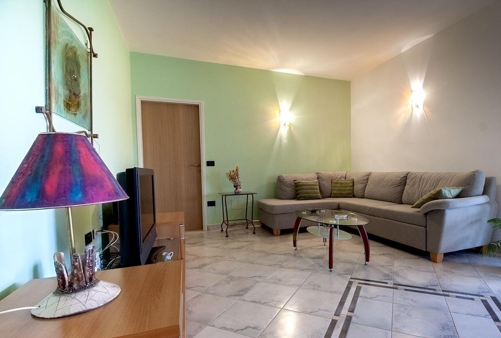 Apartman Orbanići エクステリア 写真