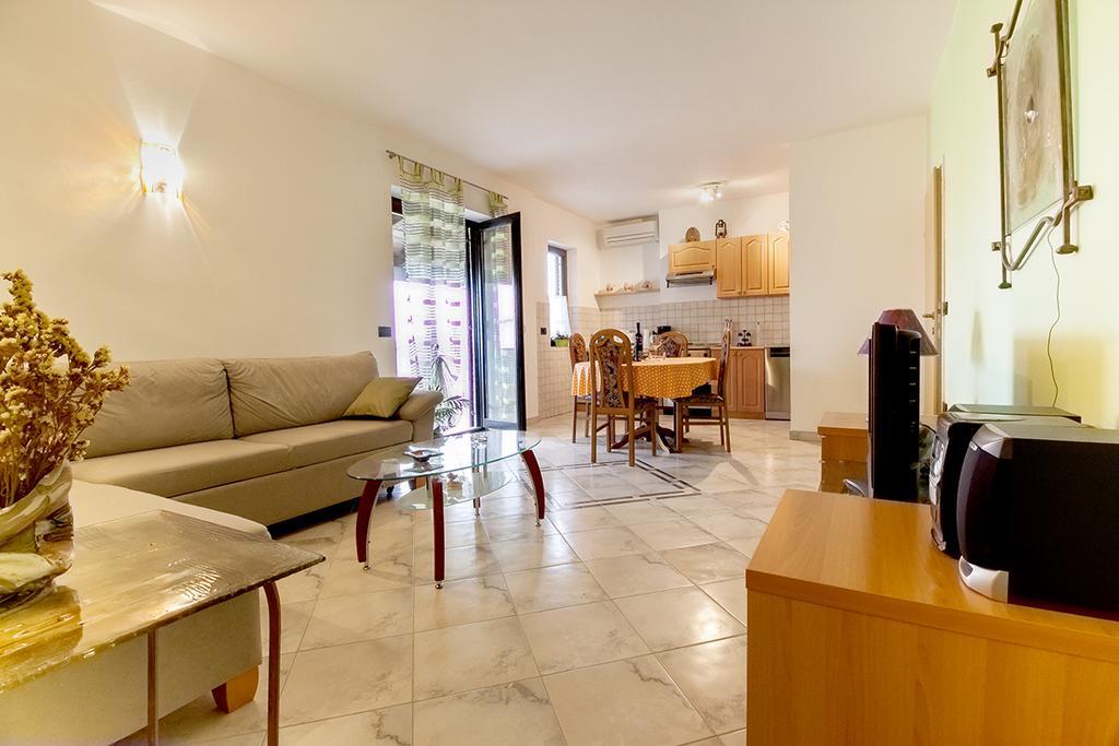Apartman Orbanići エクステリア 写真